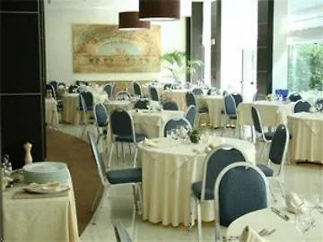 Nicotel Pineto 호텔 4*