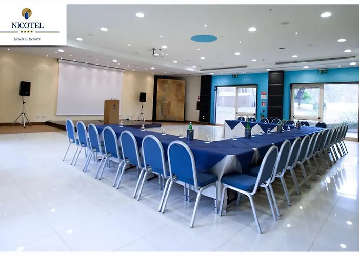فندق Nicotel Pineto 4*