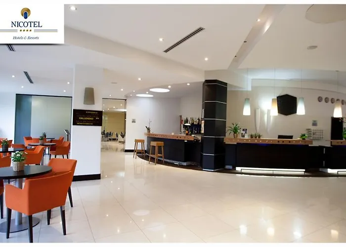 Nicotel Pineto 4* كاستيلانيتا مارينا