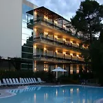Hotel Nicotel Pineto