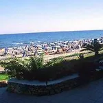 Hotel Nicotel Pineto 4*