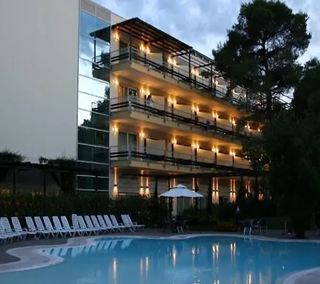 Hotel Nicotel Pineto