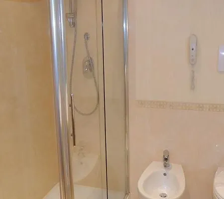 Nicotel Pineto 4*