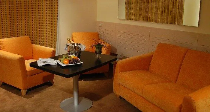 Nicotel Pineto Hotel 4*